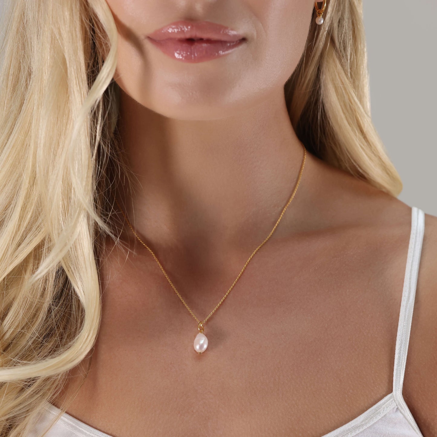 Penelope Pearl Adjustable Necklace