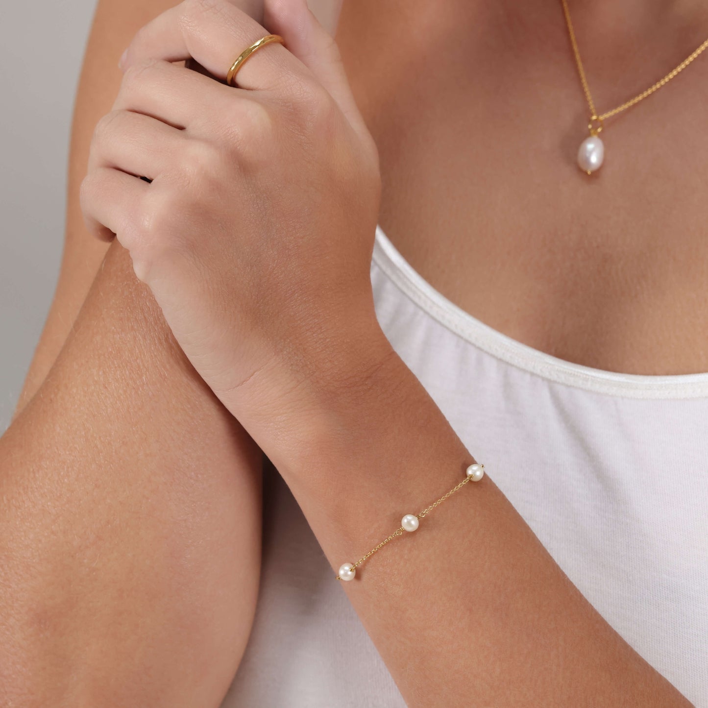 Penelope Pearl Adjustable Bracelet